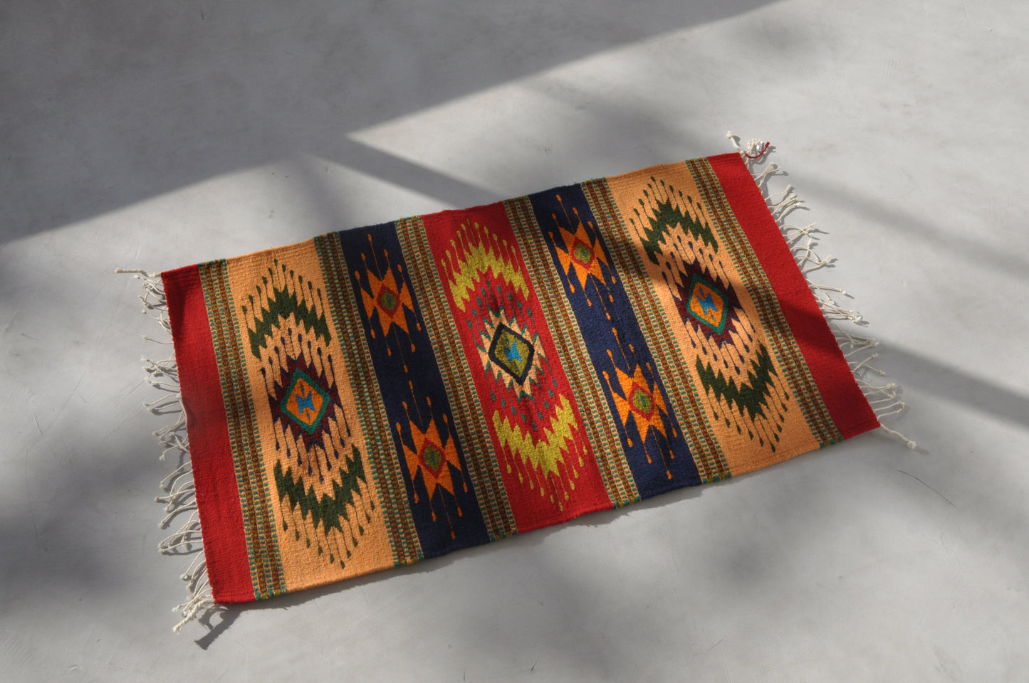 サポテックラグ